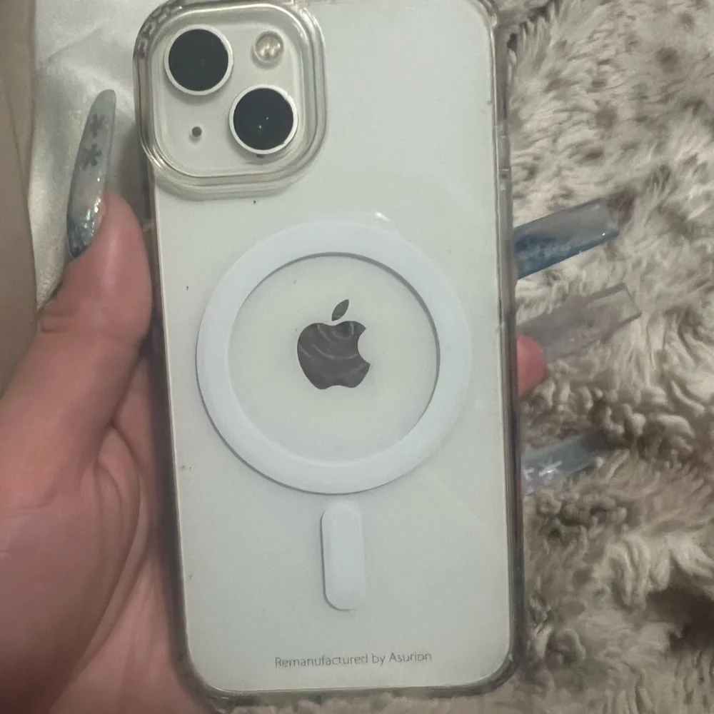 Apple 13 silver Smartphone with Transparent Case
